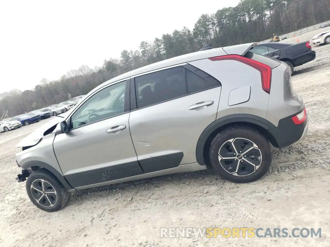 2 Photograph of a damaged car KNDCP3LE0P5065591 KIA NIRO 2023
