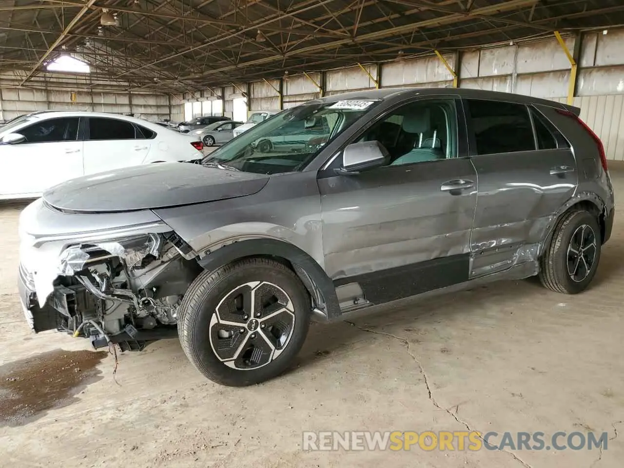 1 Photograph of a damaged car KNDCP3LE5P5069944 KIA NIRO 2023
