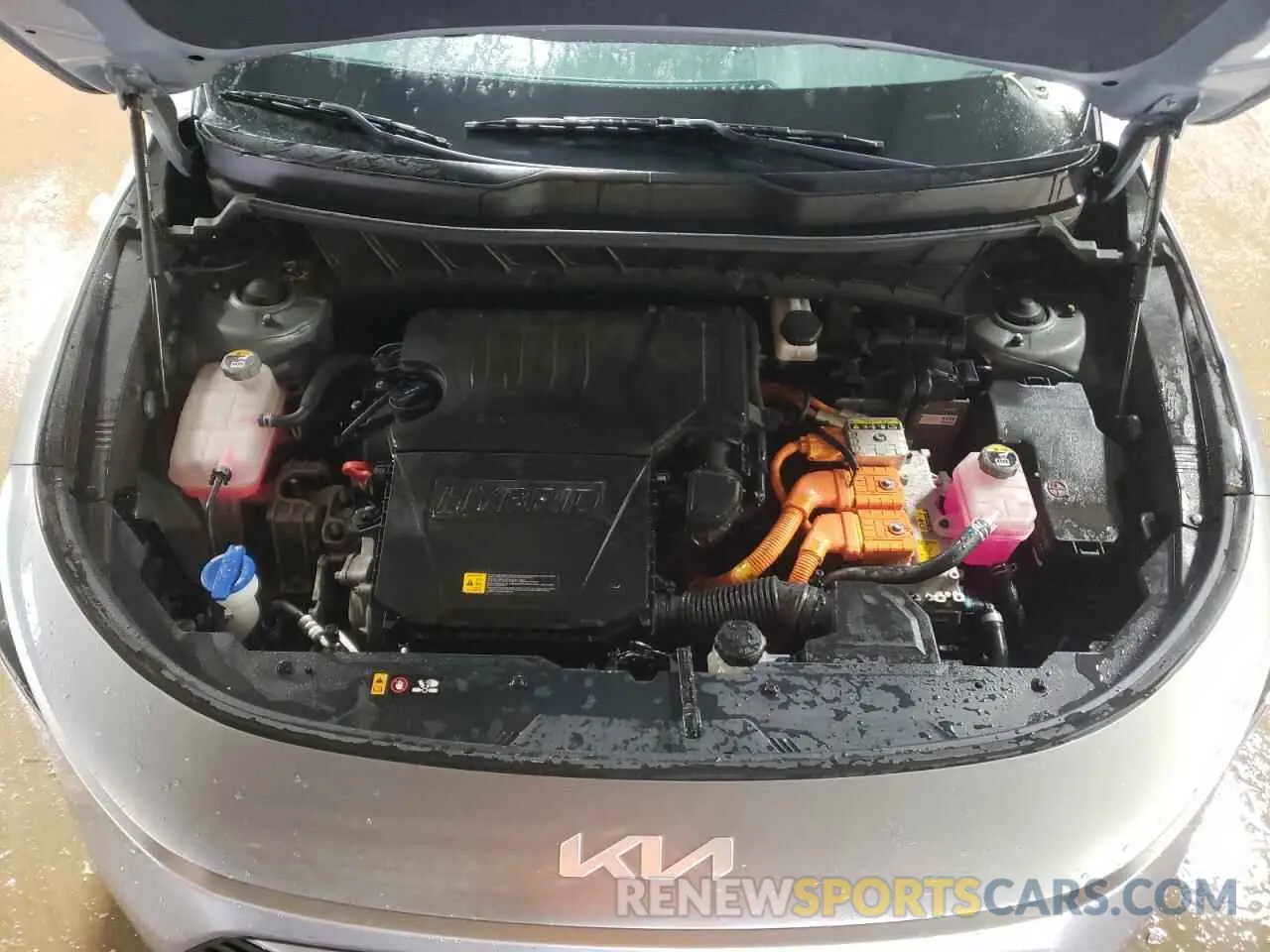 11 Photograph of a damaged car KNDCP3LE6P5086929 KIA NIRO 2023