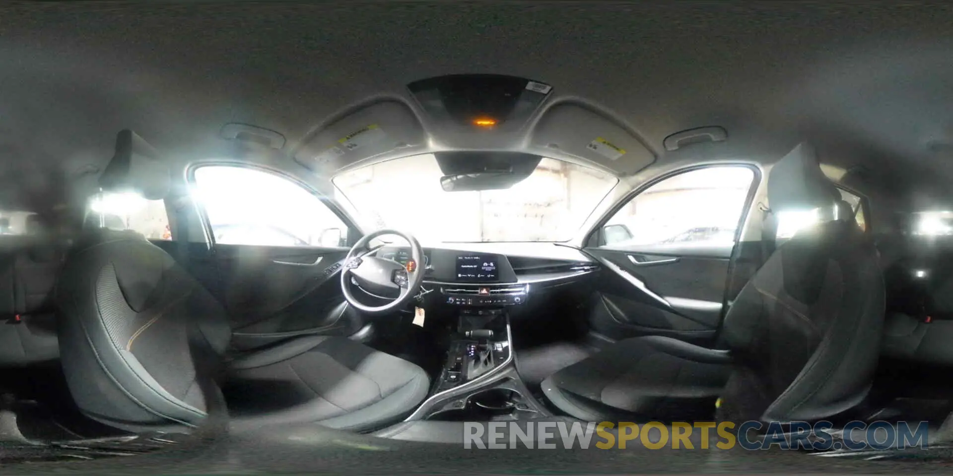 14 Photograph of a damaged car KNDCP3LE6P5086929 KIA NIRO 2023