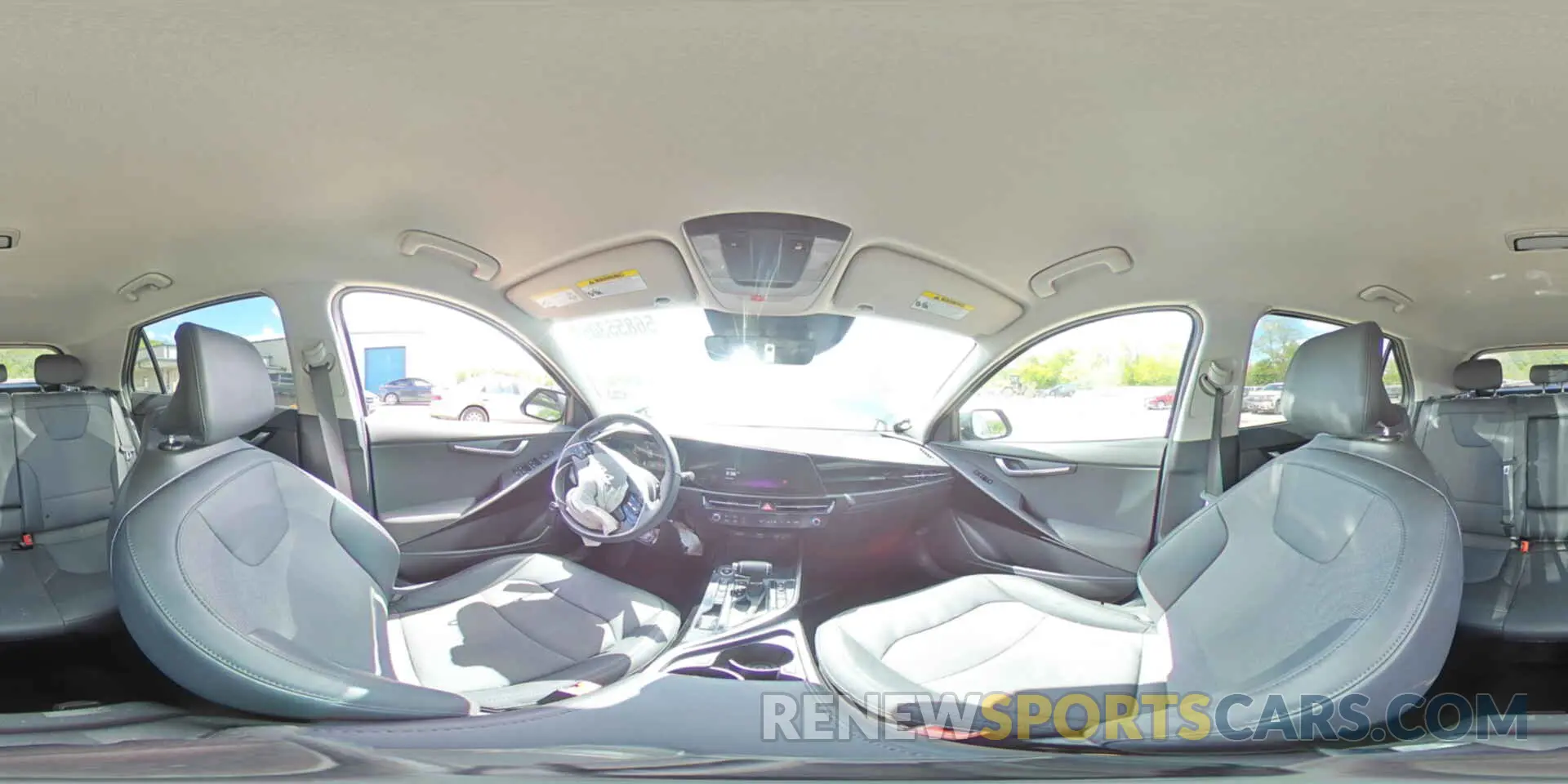 15 Photograph of a damaged car KNDCR3LE1P5080014 KIA NIRO 2023