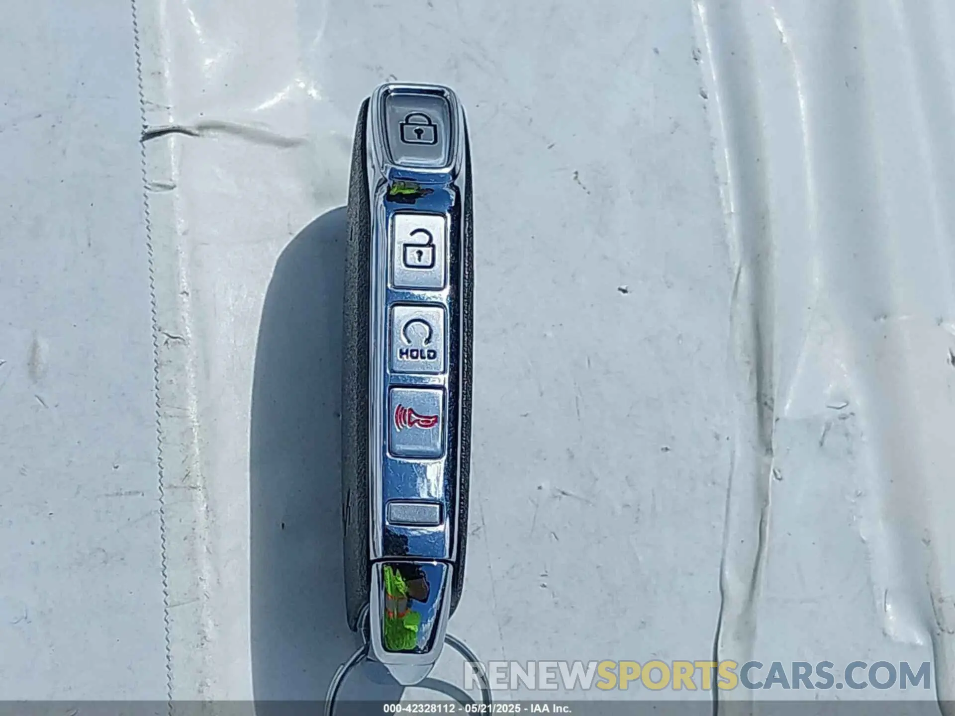 11 Photograph of a damaged car KNDCR3LE1P5084273 KIA NIRO 2023