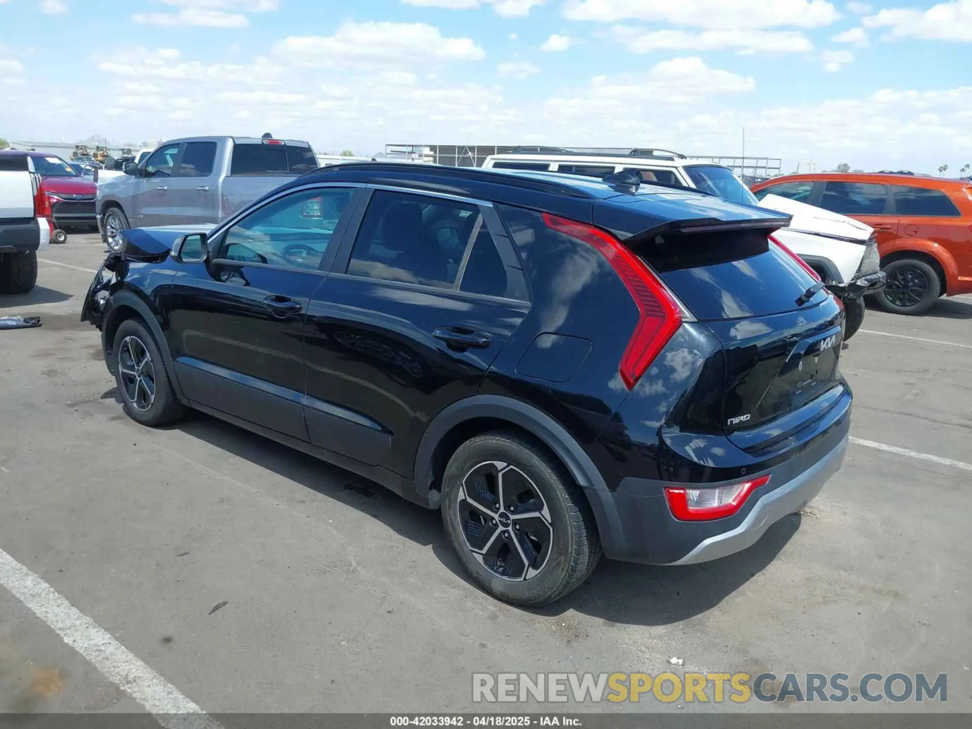 3 Photograph of a damaged car KNDCR3LE1P5100018 KIA NIRO 2023
