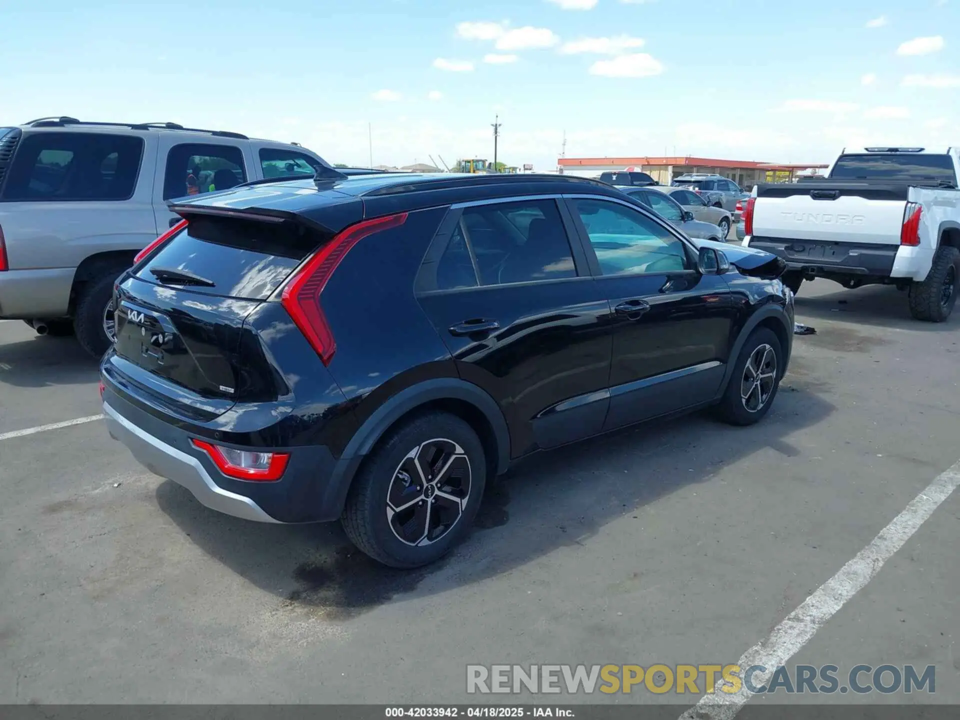 4 Photograph of a damaged car KNDCR3LE1P5100018 KIA NIRO 2023