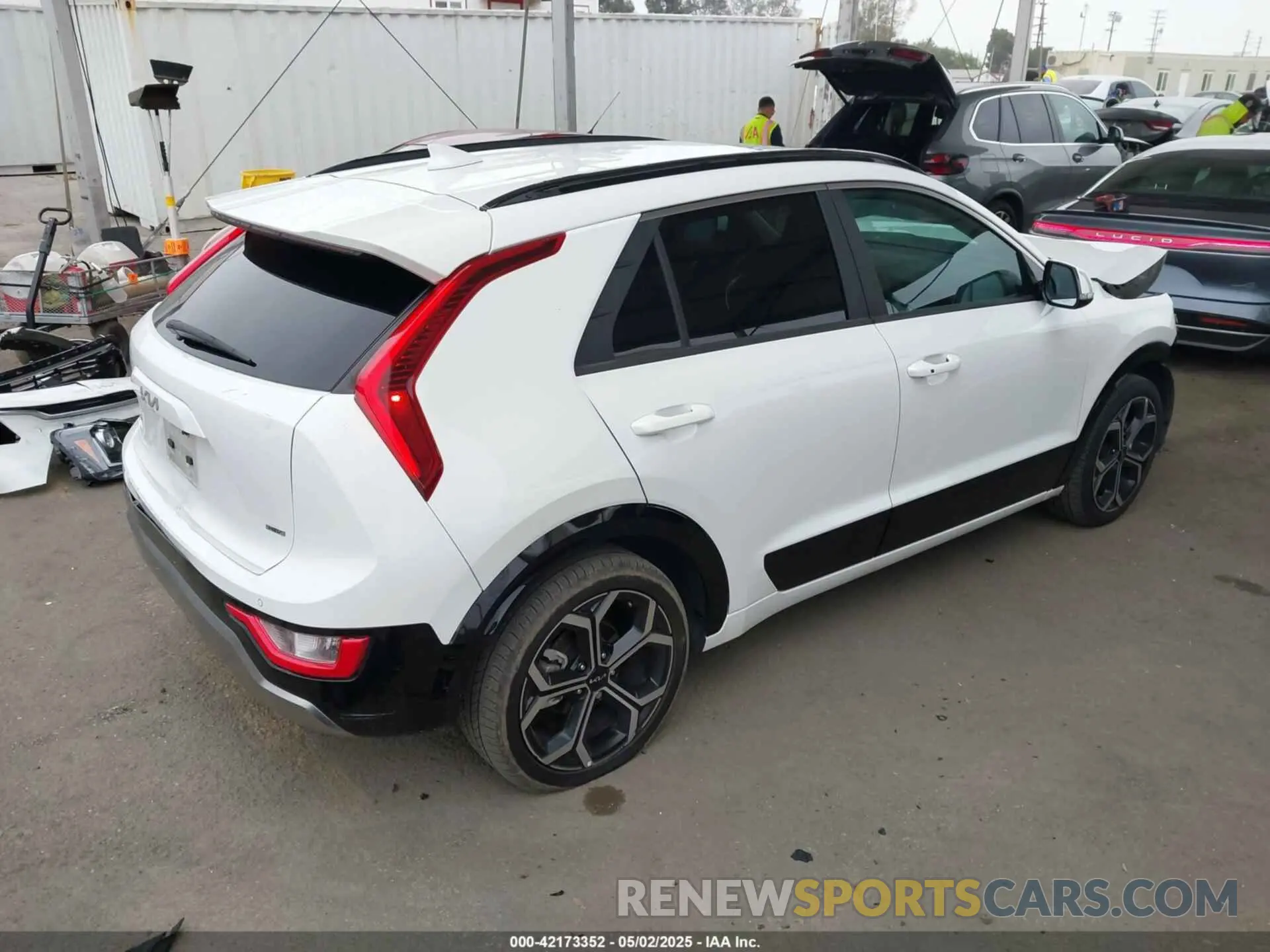 4 Photograph of a damaged car KNDCR3LE1P5103369 KIA NIRO 2023
