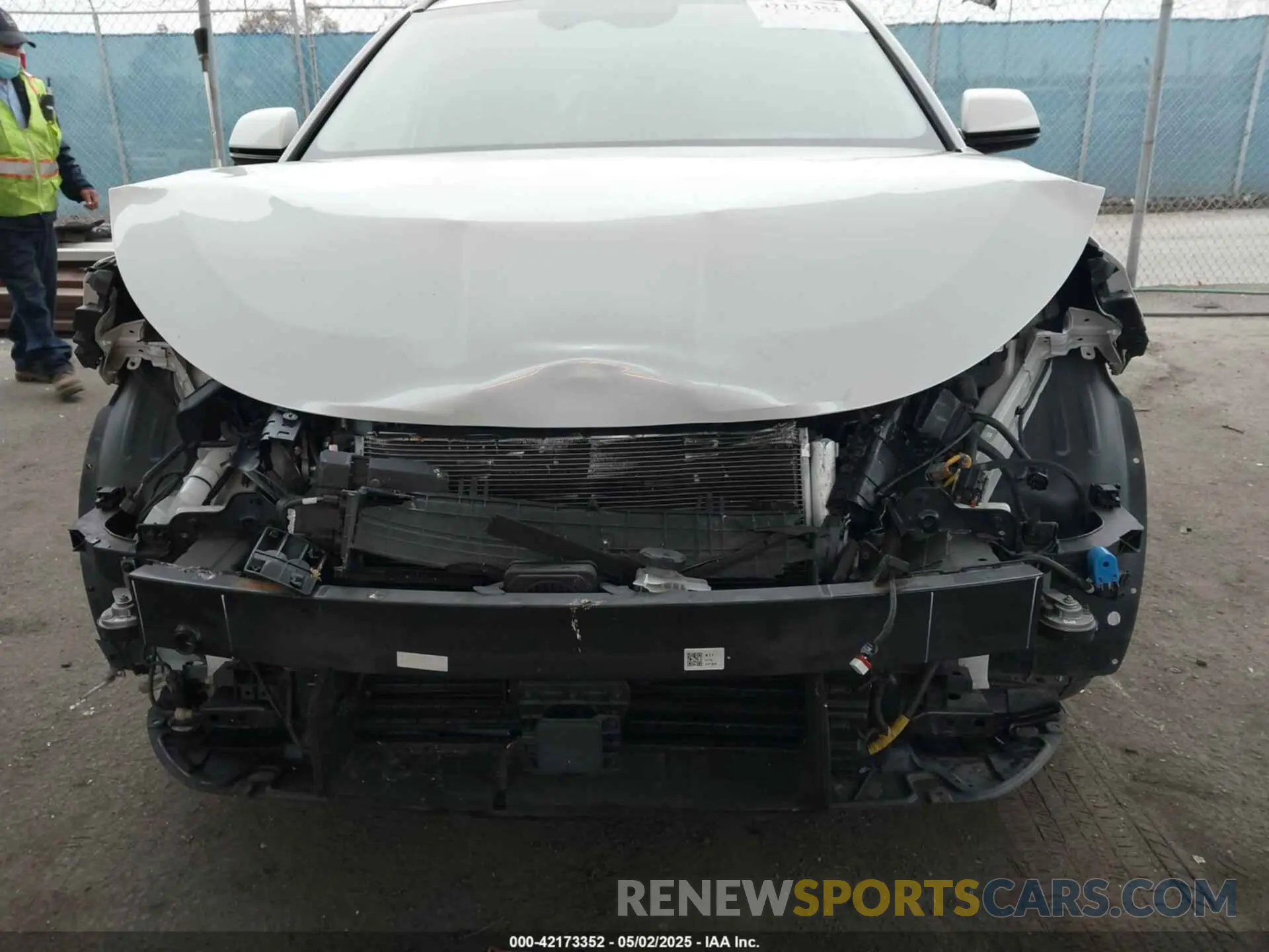 6 Photograph of a damaged car KNDCR3LE1P5103369 KIA NIRO 2023