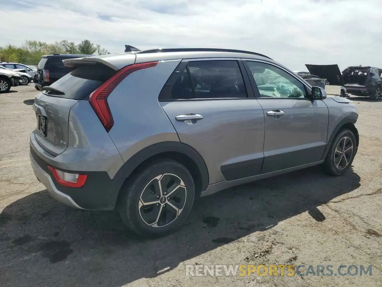 3 Photograph of a damaged car KNDCR3LE2P5049144 KIA NIRO 2023