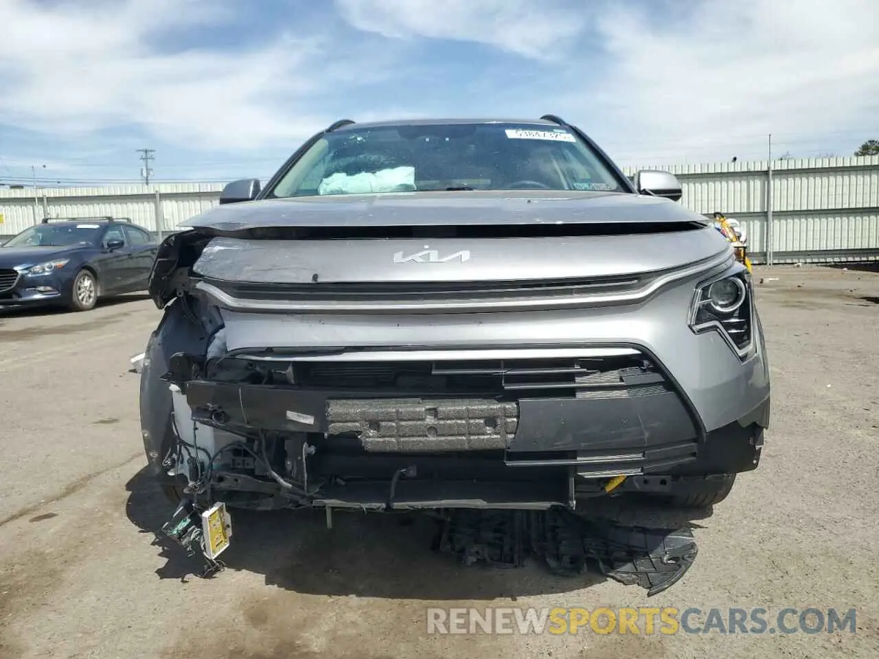 5 Photograph of a damaged car KNDCR3LE2P5049144 KIA NIRO 2023