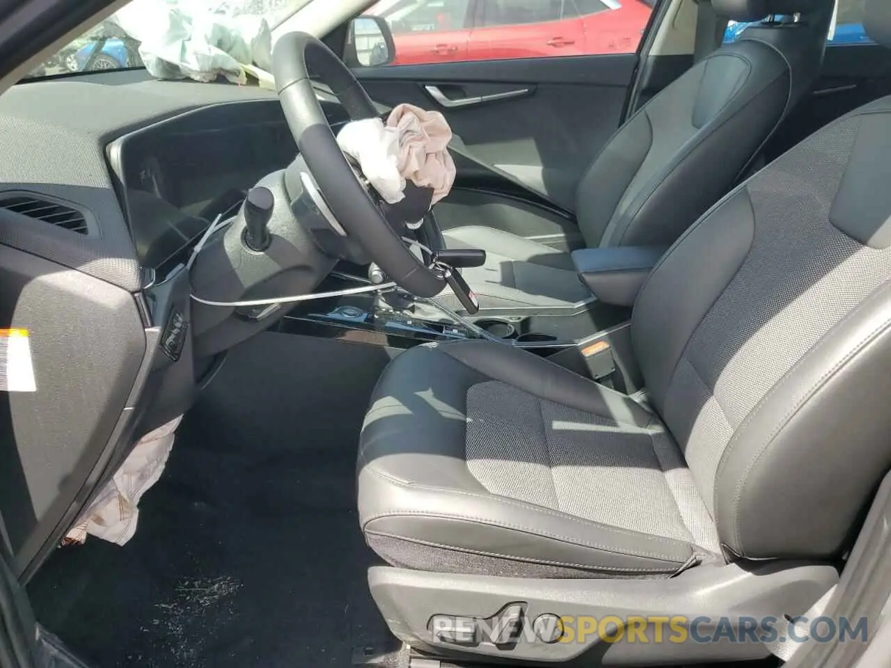 7 Photograph of a damaged car KNDCR3LE2P5049144 KIA NIRO 2023