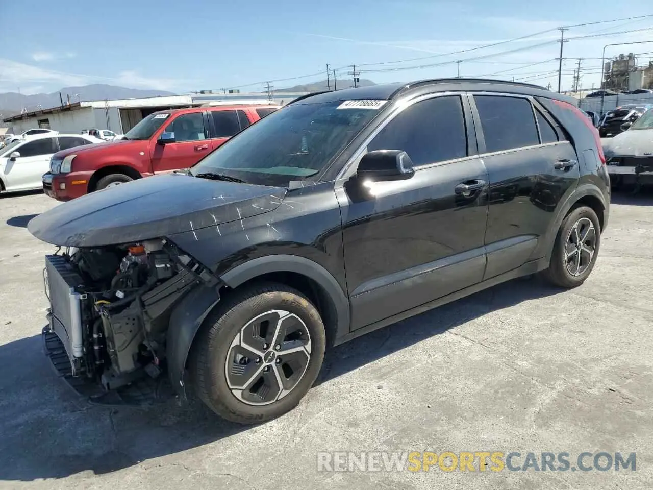1 Photograph of a damaged car KNDCR3LE2P5076683 KIA NIRO 2023
