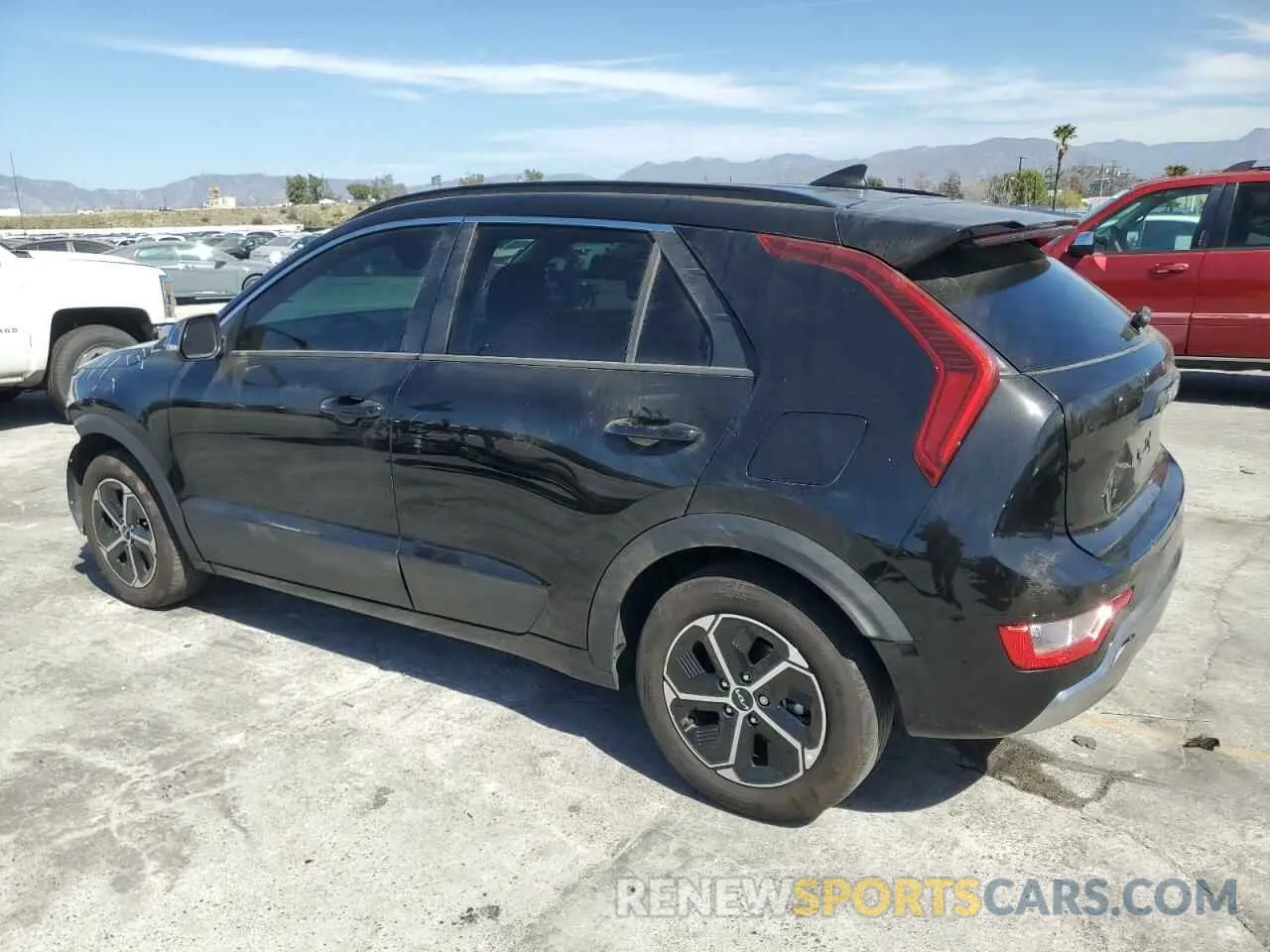 2 Photograph of a damaged car KNDCR3LE2P5076683 KIA NIRO 2023
