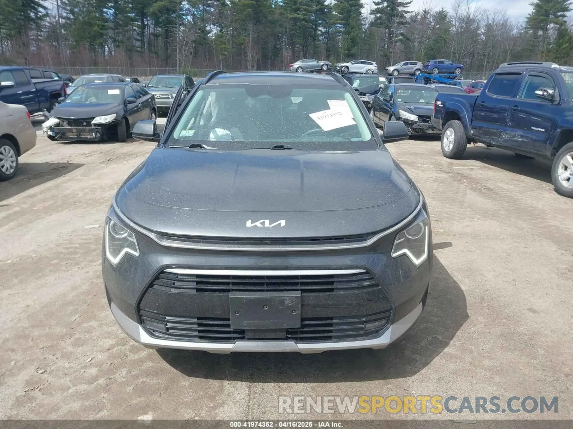 12 Photograph of a damaged car KNDCR3LE3P5044602 KIA NIRO 2023