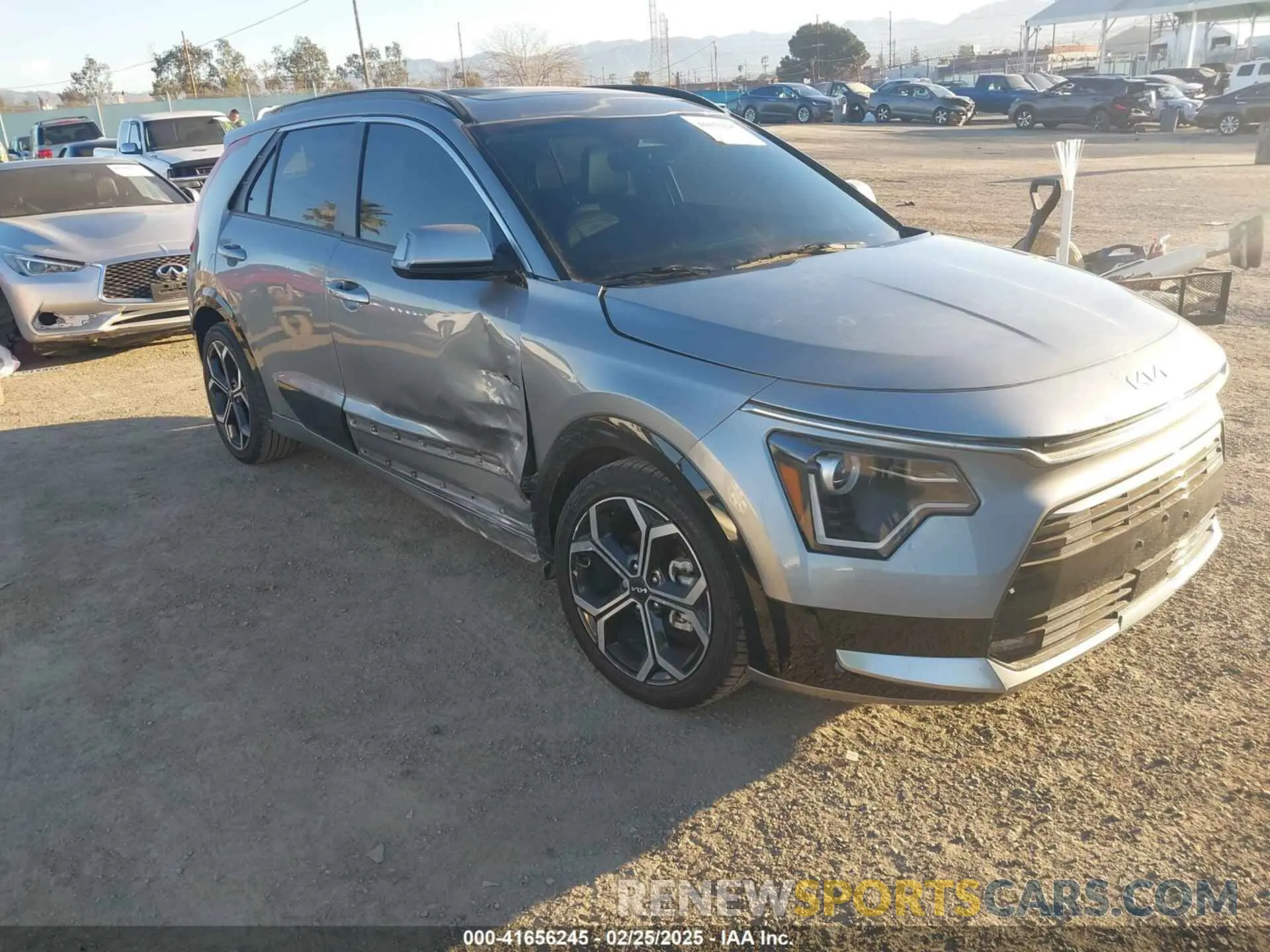 1 Photograph of a damaged car KNDCR3LE3P5093377 KIA NIRO 2023