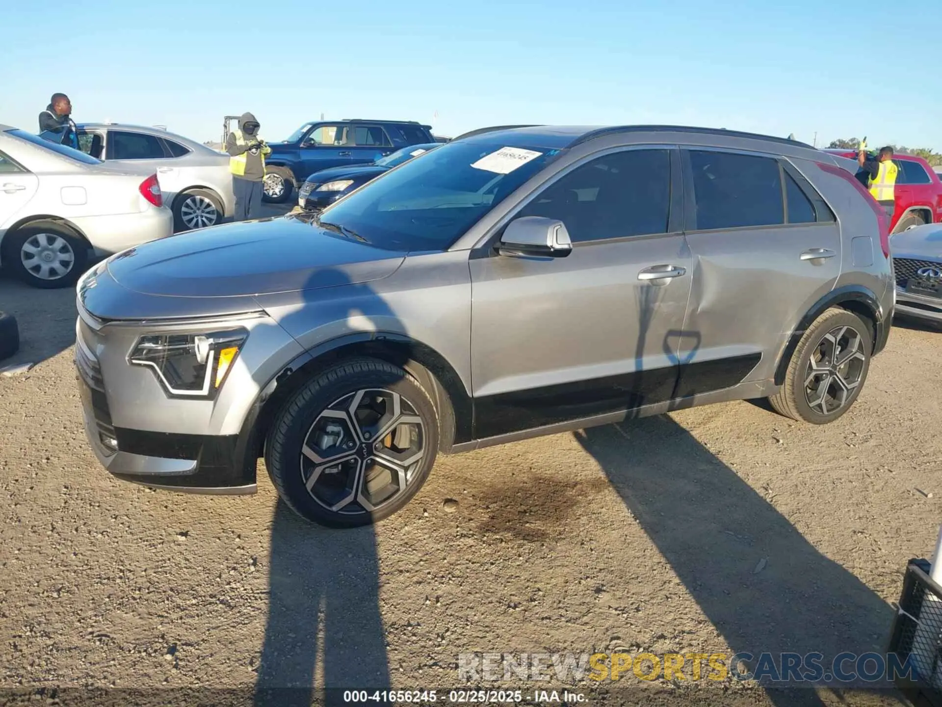 14 Photograph of a damaged car KNDCR3LE3P5093377 KIA NIRO 2023