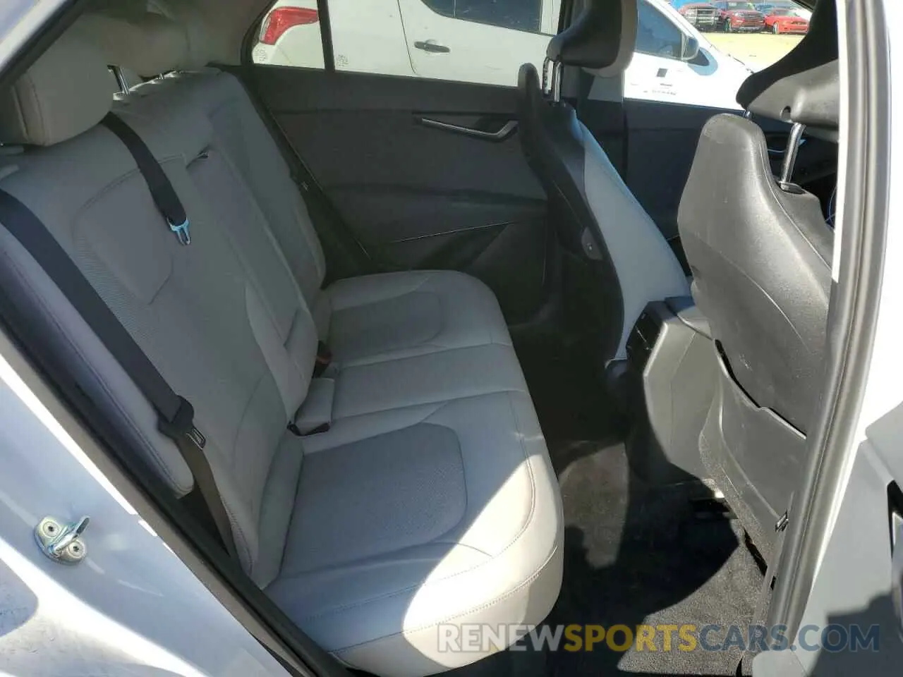 12 Photograph of a damaged car KNDCR3LE5P5081599 KIA NIRO 2023