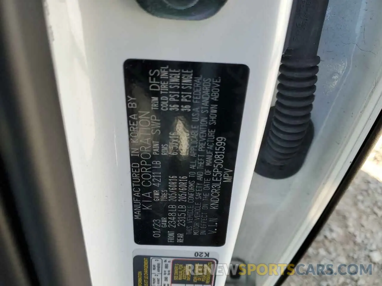 15 Photograph of a damaged car KNDCR3LE5P5081599 KIA NIRO 2023