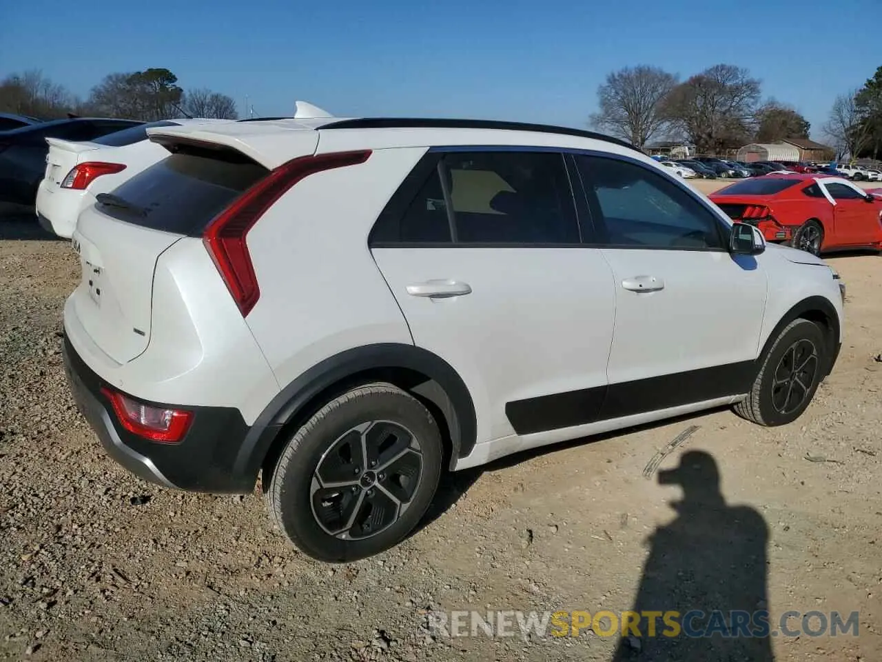 3 Photograph of a damaged car KNDCR3LE5P5081599 KIA NIRO 2023