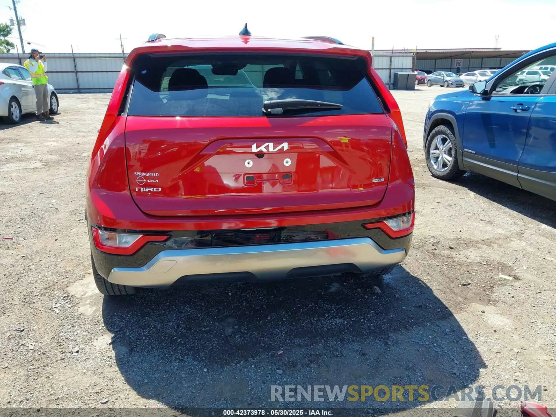16 Photograph of a damaged car KNDCR3LE5P5100278 KIA NIRO 2023