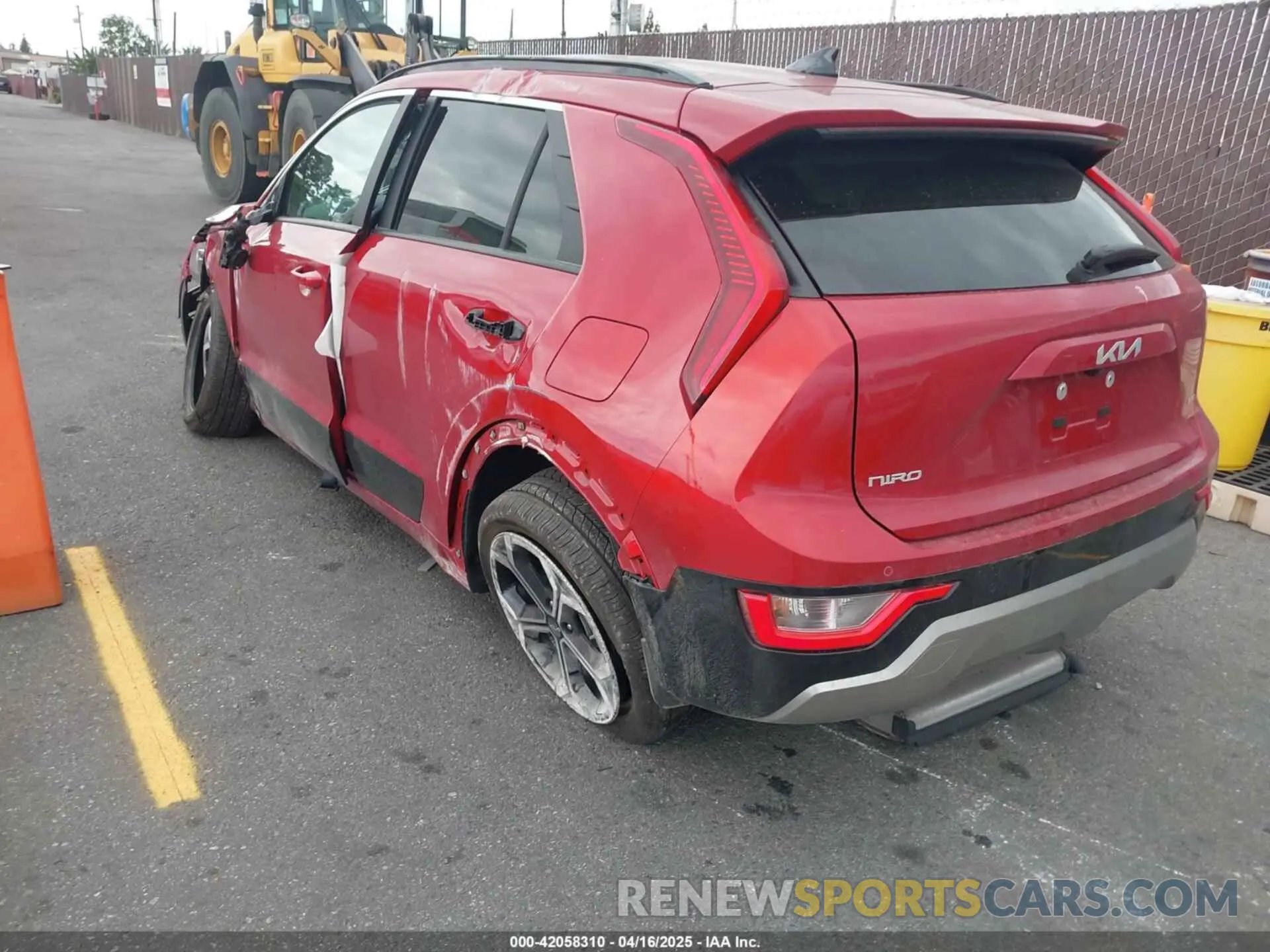 3 Photograph of a damaged car KNDCR3LE5P5110115 KIA NIRO 2023