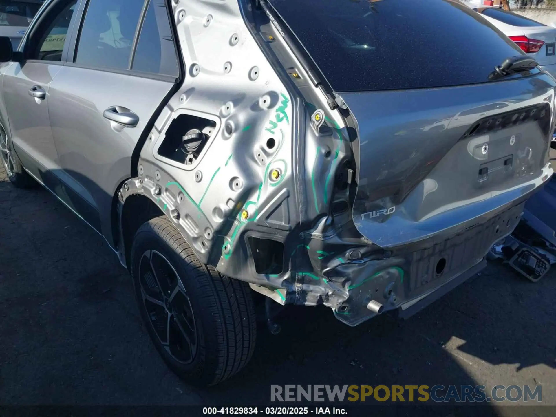 6 Photograph of a damaged car KNDCR3LE6P5051446 KIA NIRO 2023
