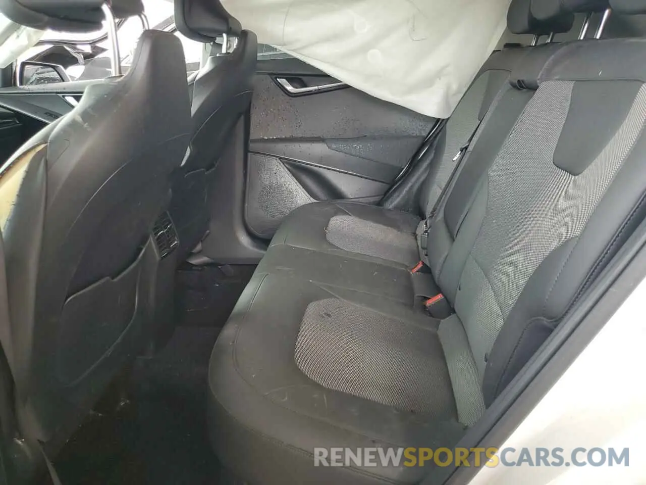 11 Photograph of a damaged car KNDCR3LE7P5059152 KIA NIRO 2023