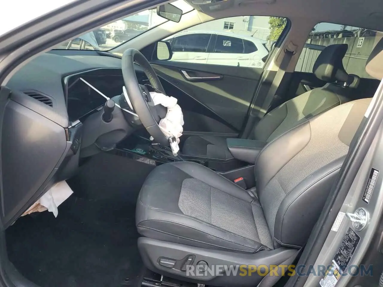 7 Photograph of a damaged car KNDCR3LE8P5106446 KIA NIRO 2023