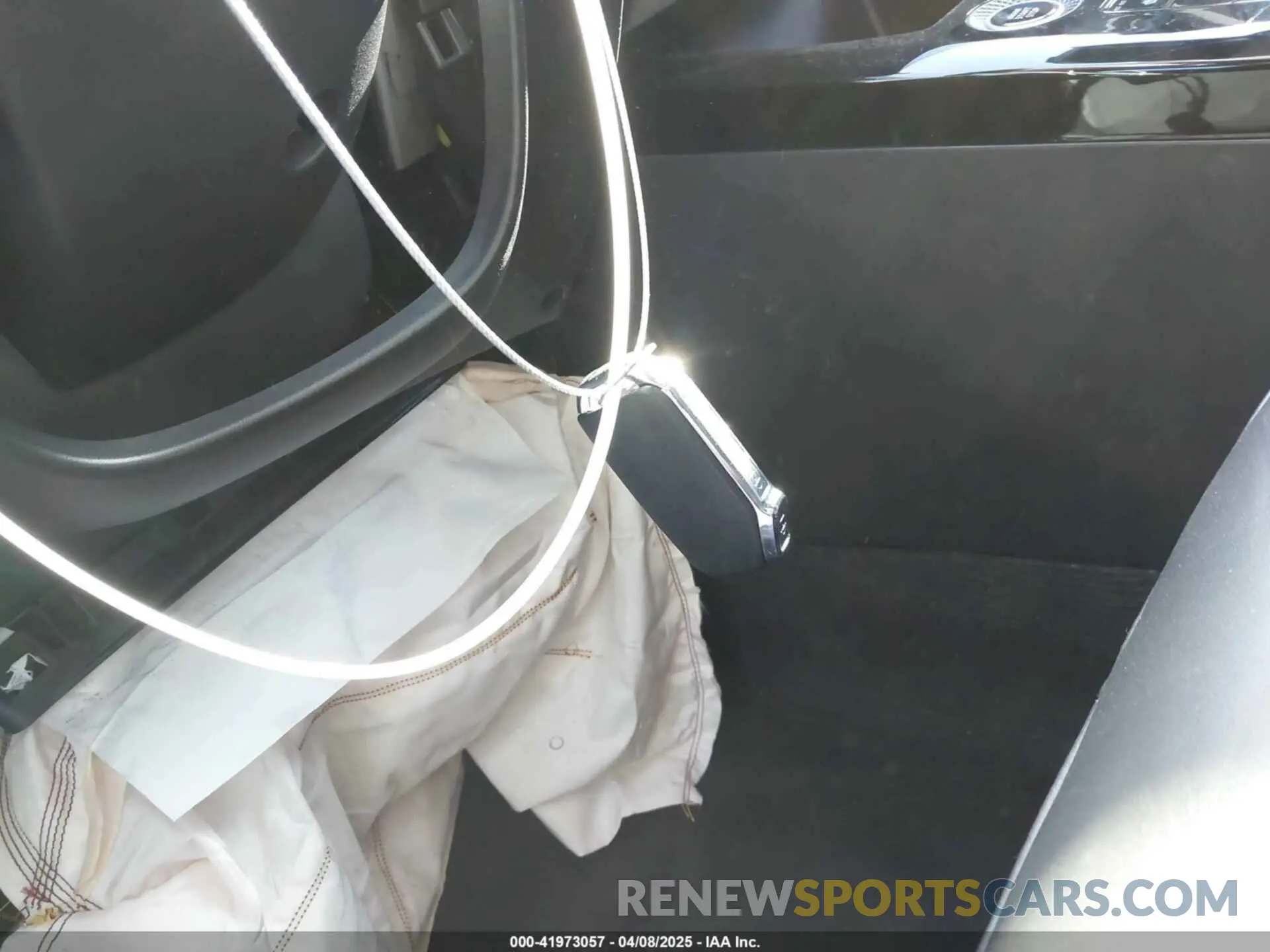 11 Photograph of a damaged car KNDCR3LE9P5037508 KIA NIRO 2023
