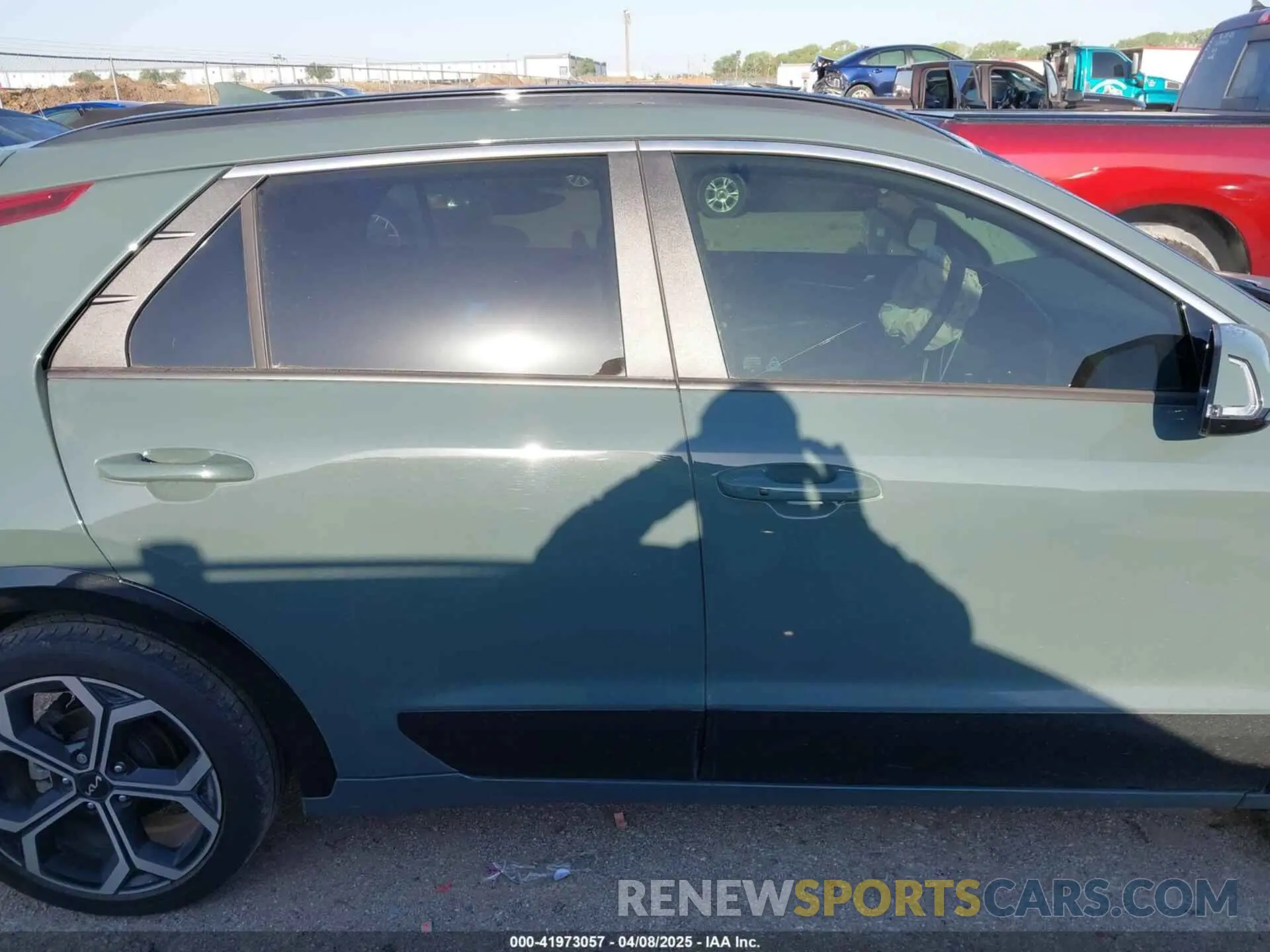 13 Photograph of a damaged car KNDCR3LE9P5037508 KIA NIRO 2023