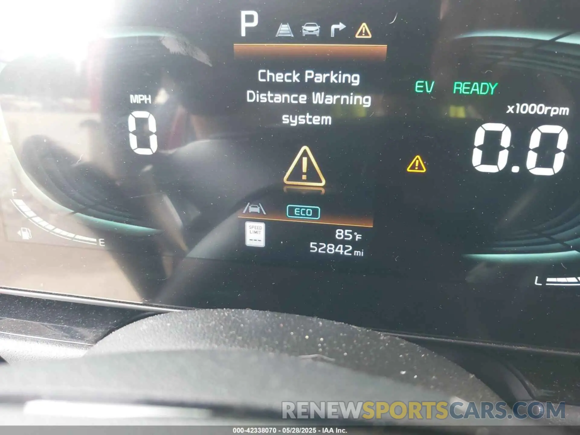 16 Photograph of a damaged car KNDCR3LE9P5044717 KIA NIRO 2023