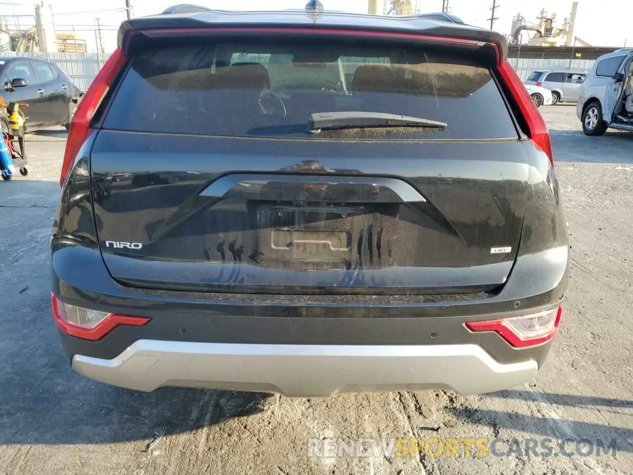 6 Photograph of a damaged car KNDCR3LE9P5076681 KIA NIRO 2023