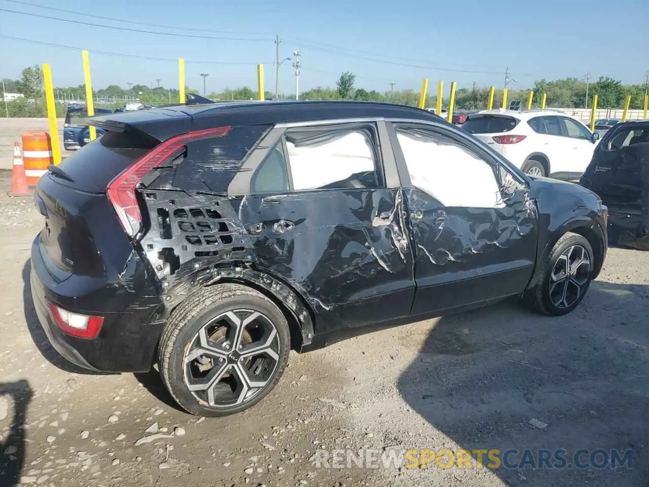 3 Photograph of a damaged car KNDCR3LE9P5113003 KIA NIRO 2023