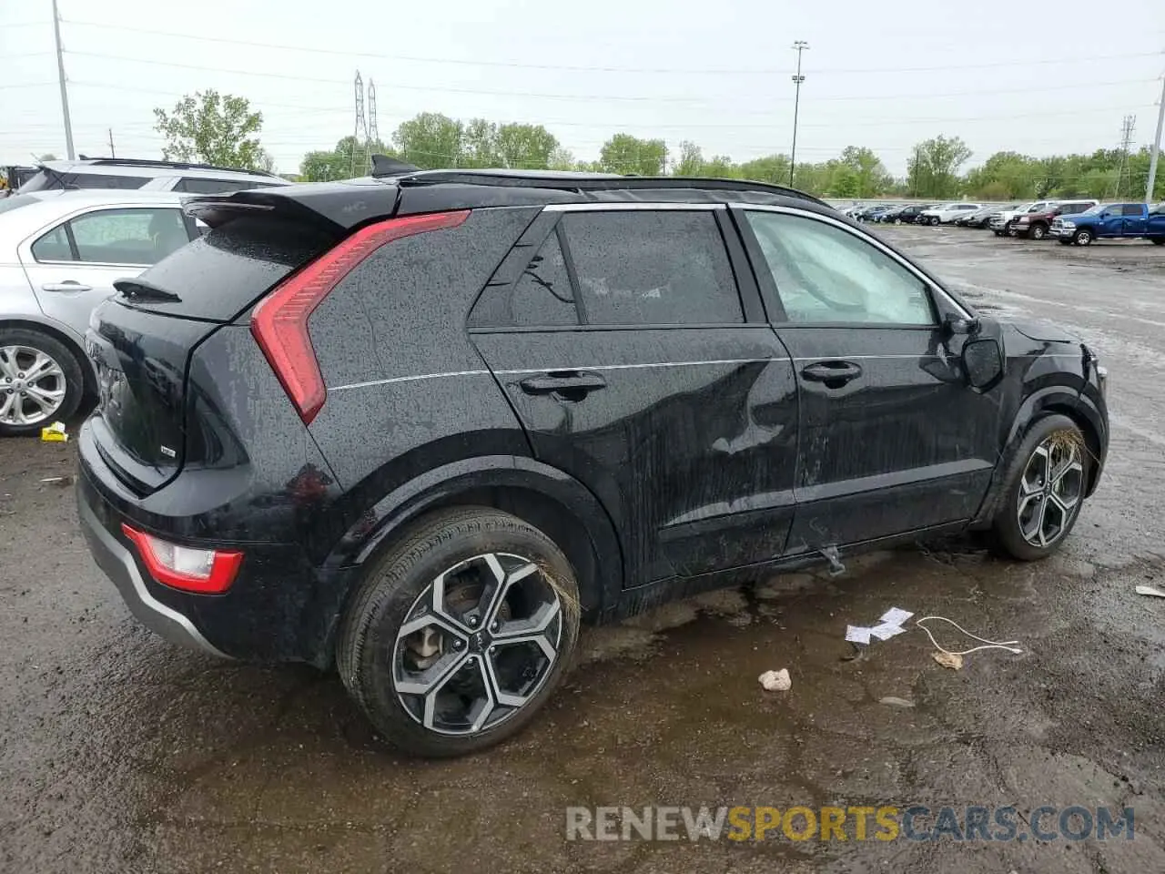 3 Photograph of a damaged car KNDCR3LEXP5039932 KIA NIRO 2023