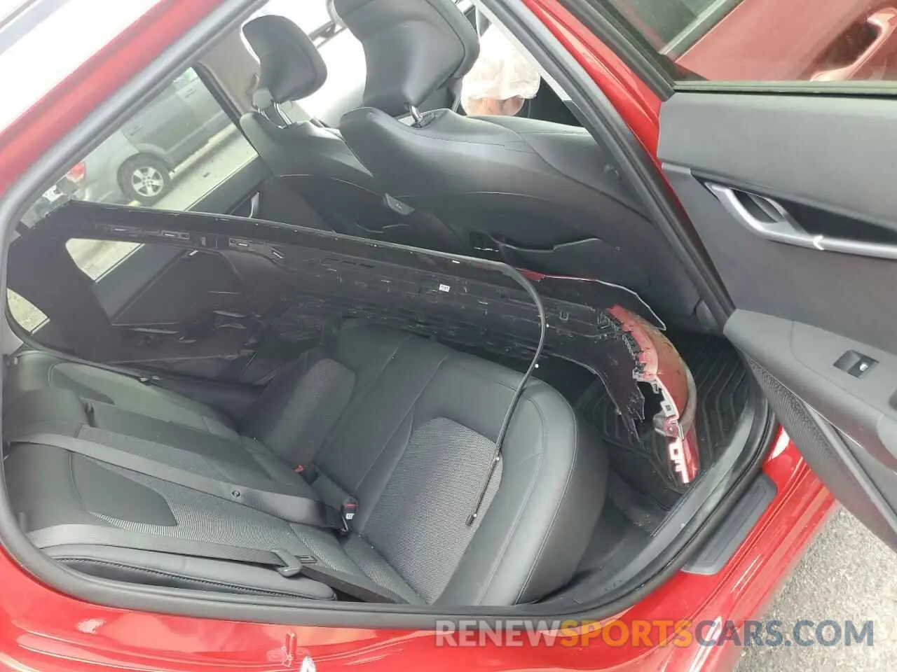 12 Photograph of a damaged car KNDCR3LEXP5080545 KIA NIRO 2023
