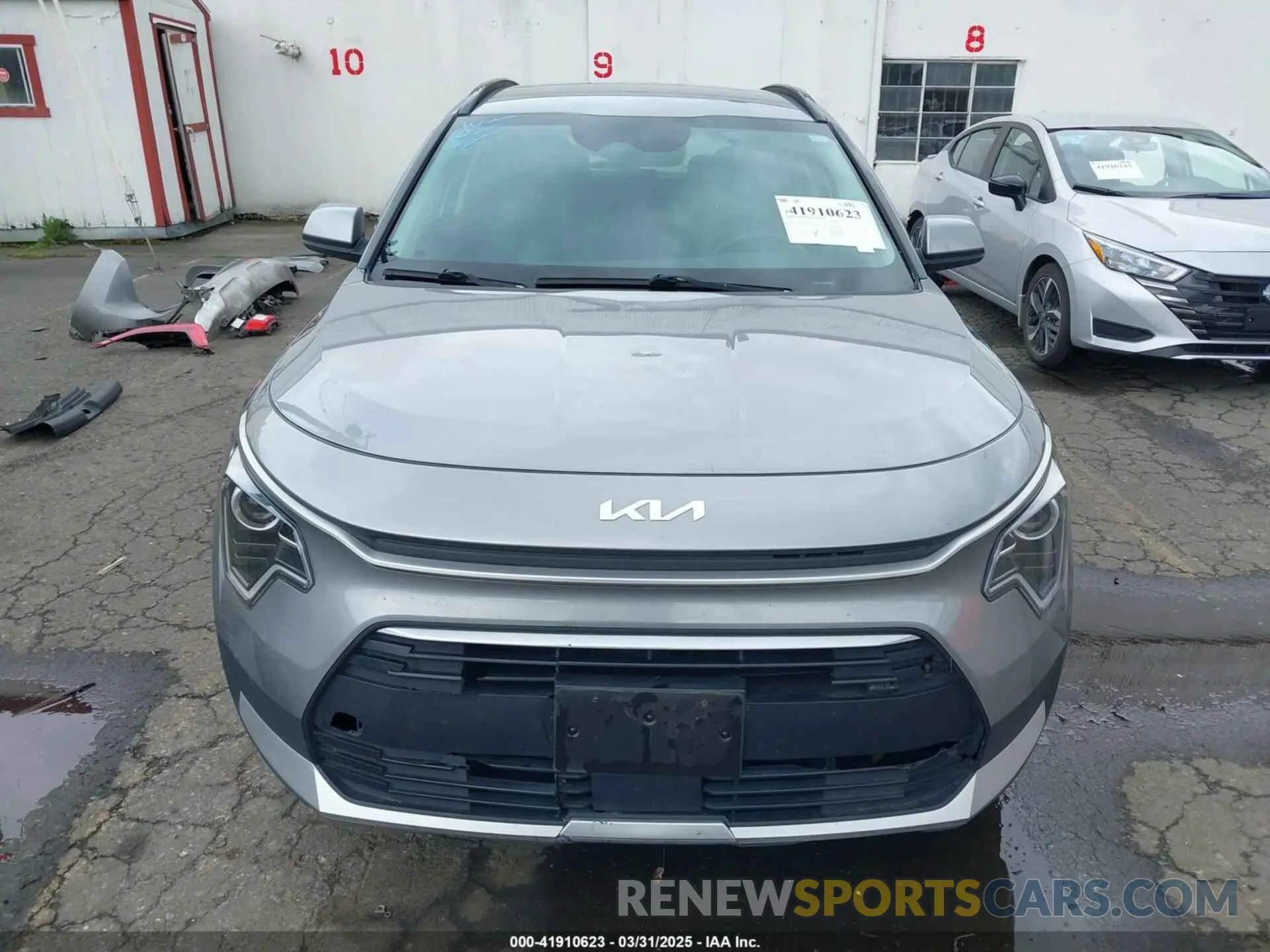 13 Photograph of a damaged car KNDCR3LEXP5083347 KIA NIRO 2023