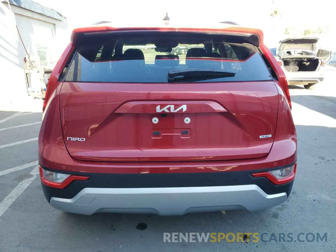 6 Photograph of a damaged car KNDCS3LF7P5076224 KIA NIRO 2023