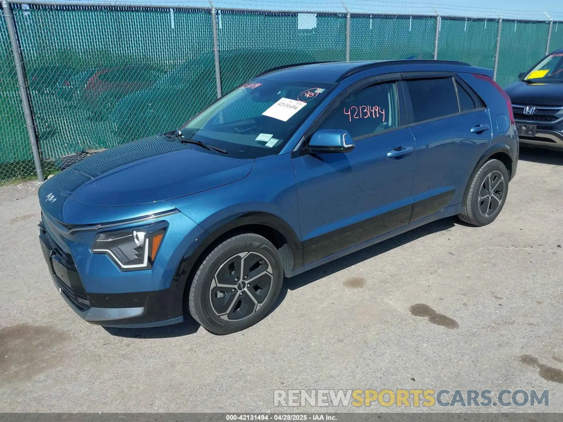 2 Photograph of a damaged car KNDCT3LE0P5061245 KIA NIRO 2023