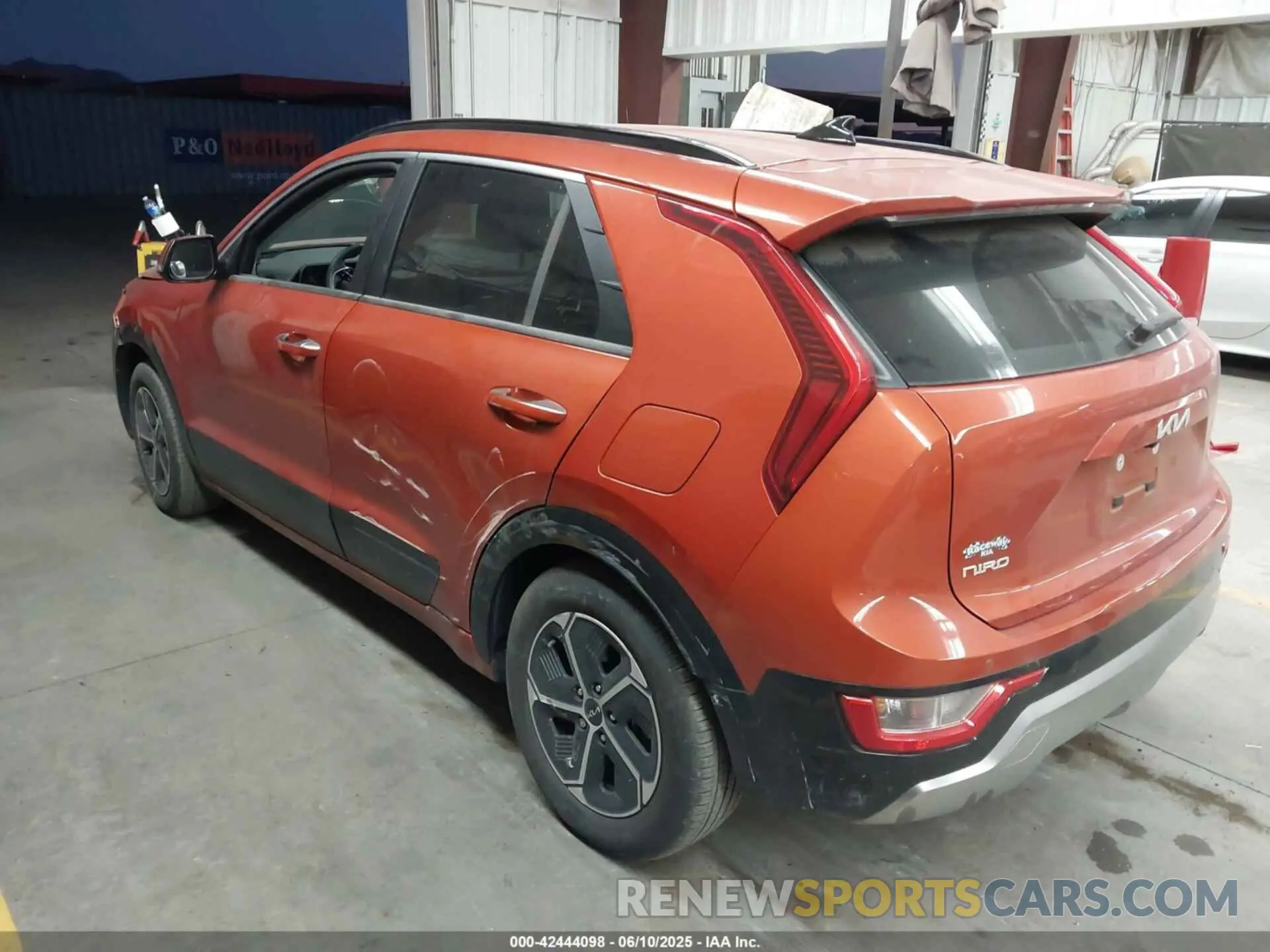 3 Photograph of a damaged car KNDCT3LE9P5059378 KIA NIRO 2023