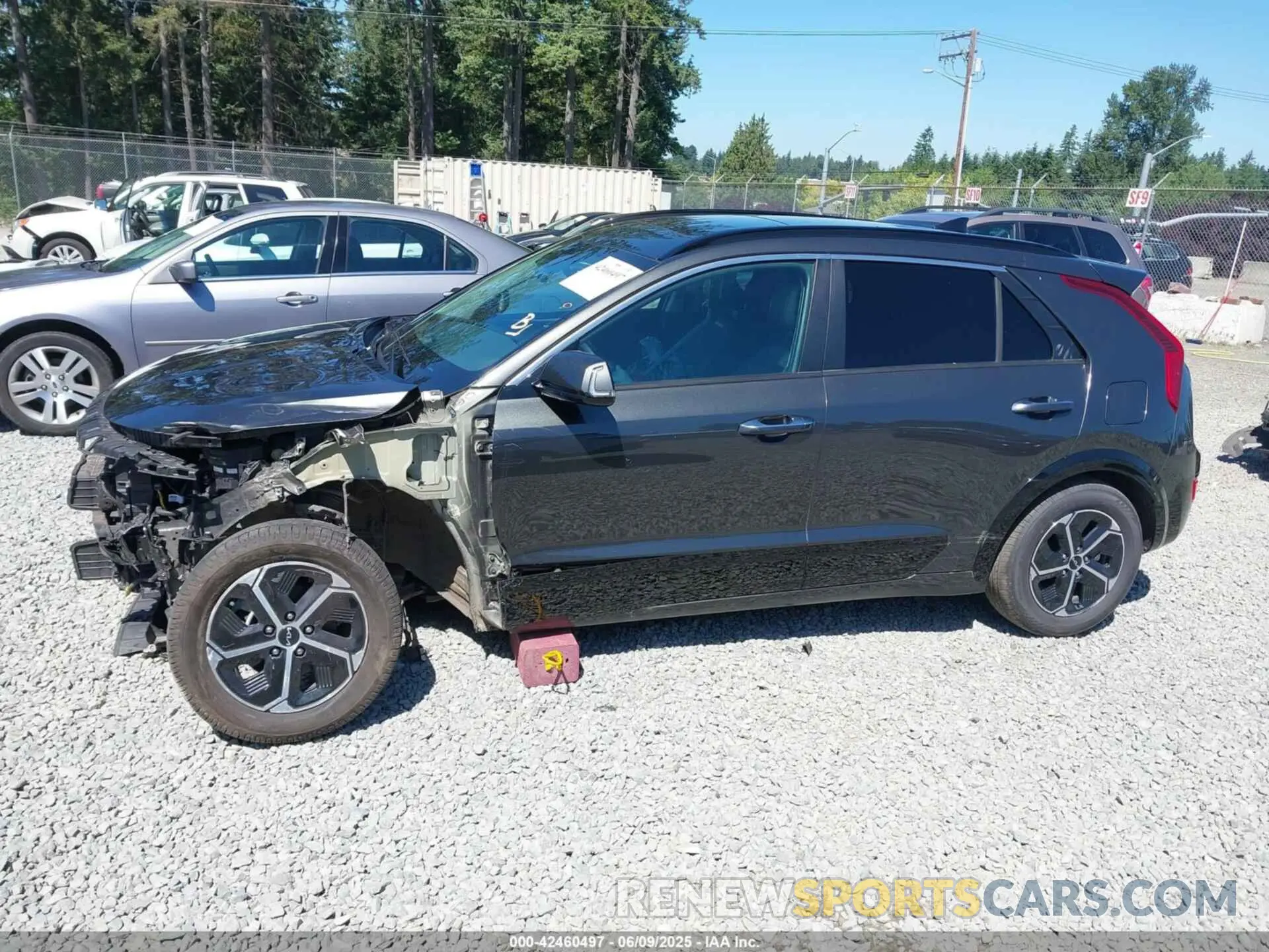 15 Photograph of a damaged car KNDCT3LEXP5084872 KIA NIRO 2023