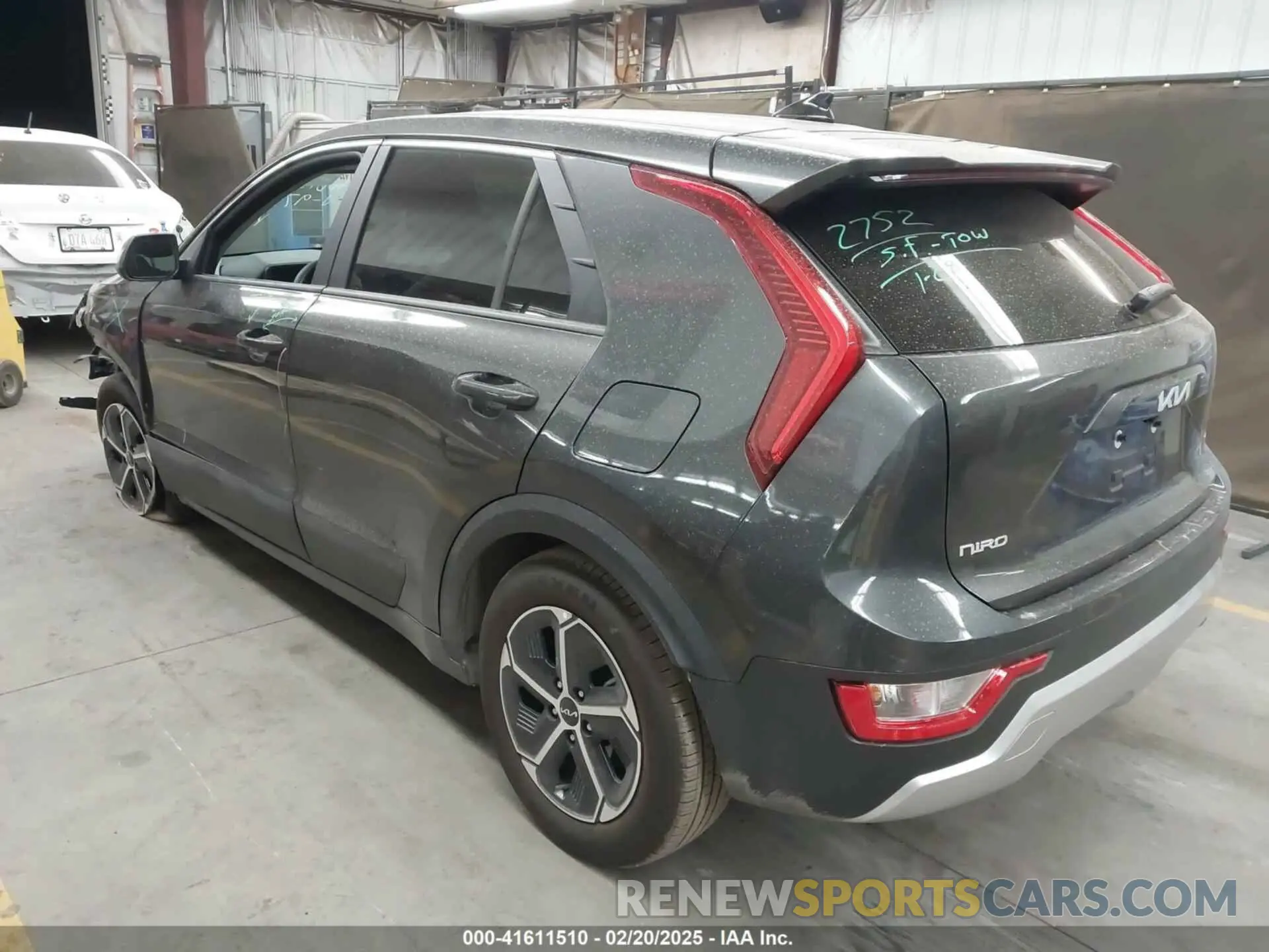 3 Photograph of a damaged car KNDCP3LE0R5189752 KIA NIRO 2024