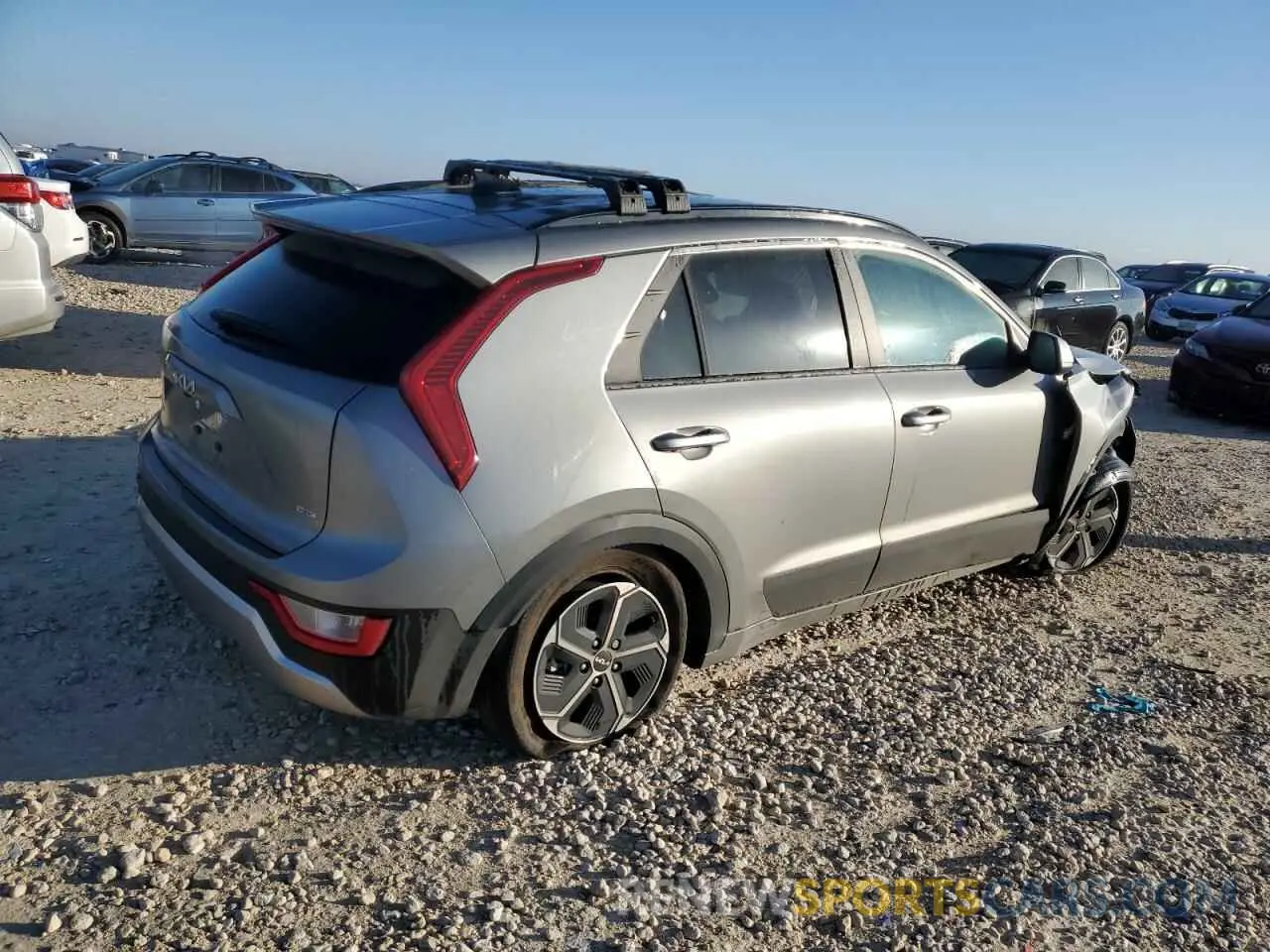 3 Photograph of a damaged car KNDCP3LE1R5178033 KIA NIRO 2024