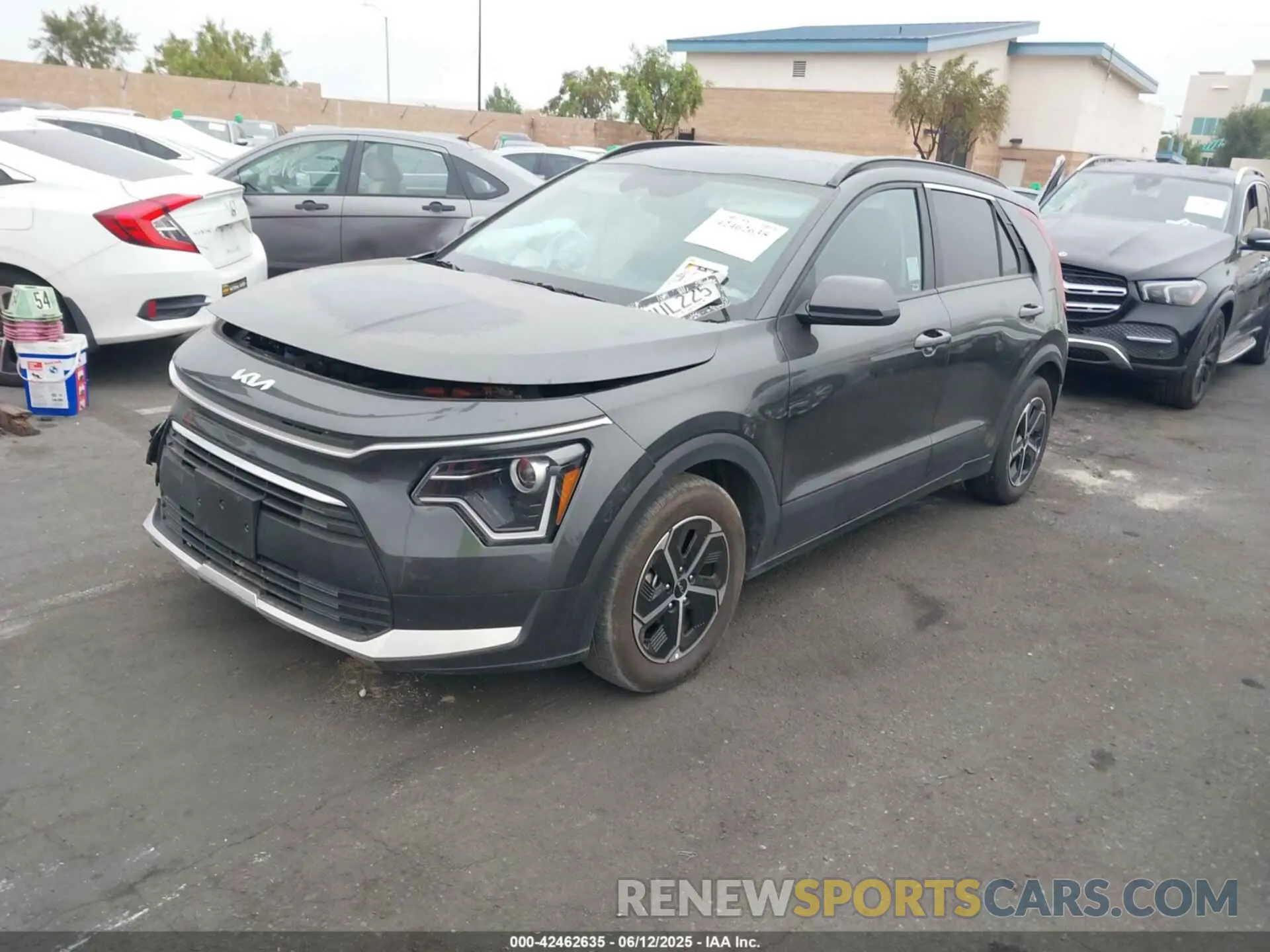 2 Photograph of a damaged car KNDCP3LE4R5179211 KIA NIRO 2024