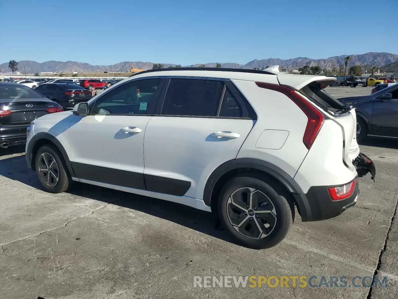 2 Photograph of a damaged car KNDCP3LE6R5184247 KIA NIRO 2024