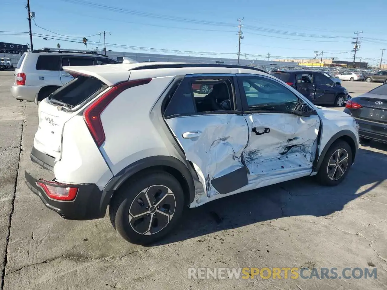3 Photograph of a damaged car KNDCP3LE6R5184247 KIA NIRO 2024