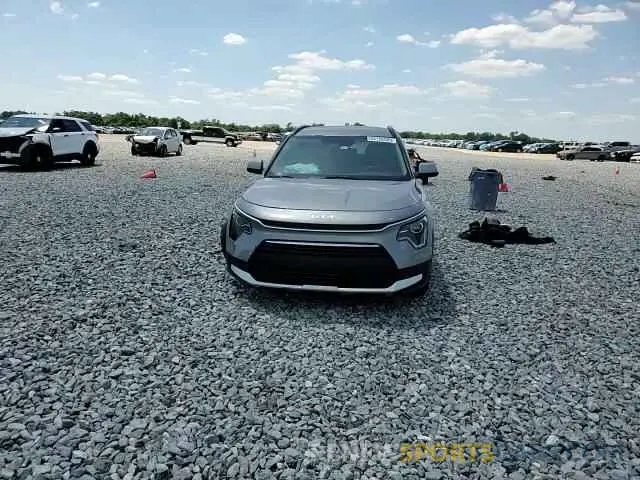 16 Photograph of a damaged car KNDCP3LE9R5121630 KIA NIRO 2024