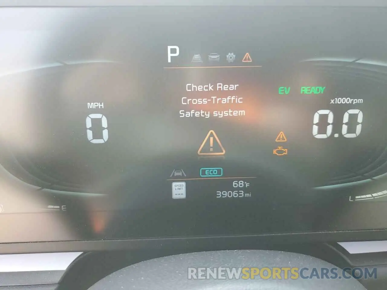 9 Photograph of a damaged car KNDCP3LEXR5184235 KIA NIRO 2024