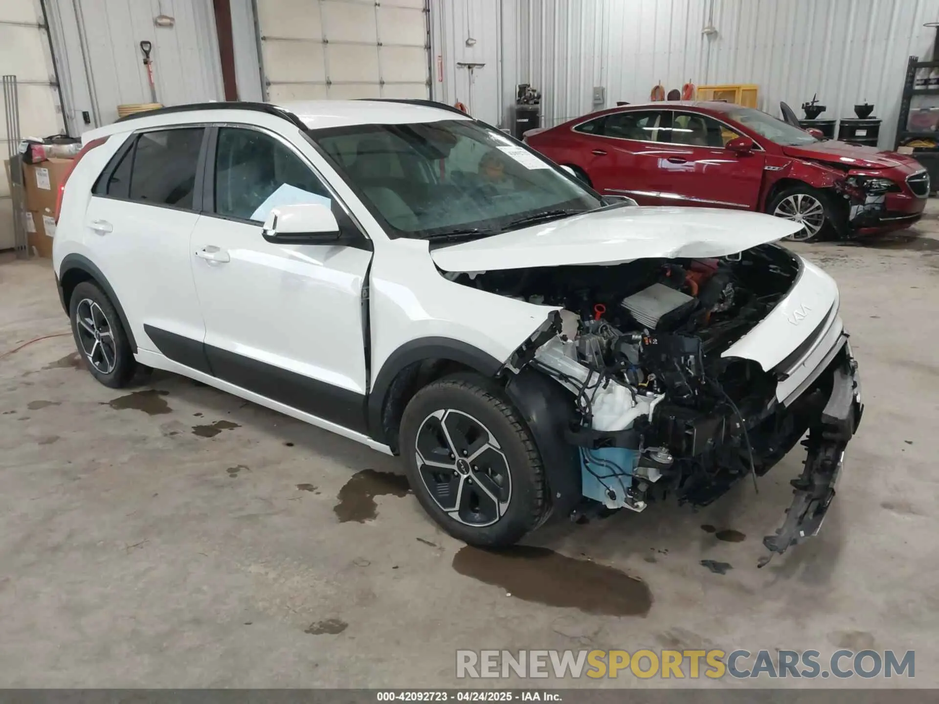 1 Photograph of a damaged car KNDCR3LE0R5121073 KIA NIRO 2024