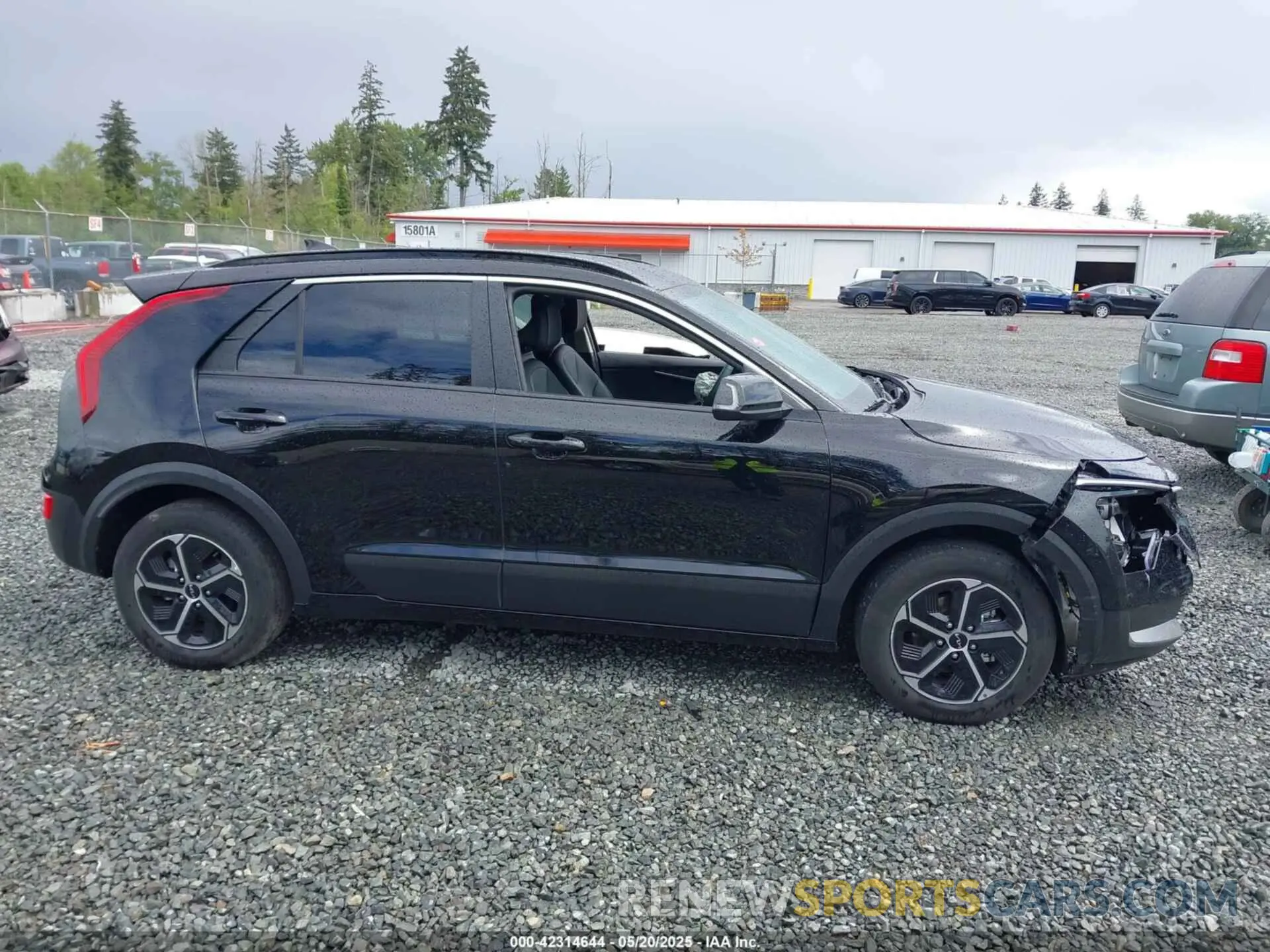 12 Photograph of a damaged car KNDCR3LE0R5144708 KIA NIRO 2024