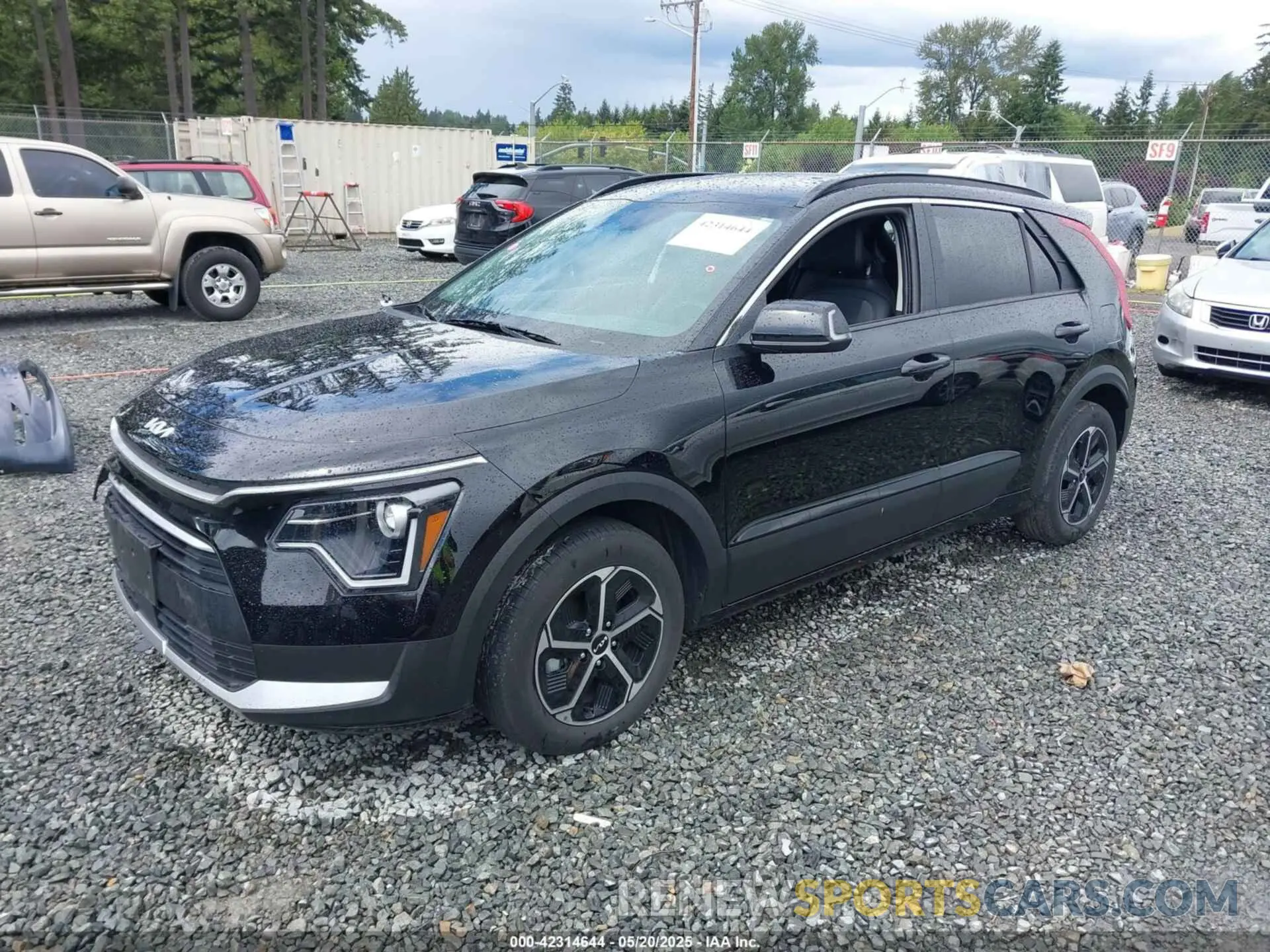 2 Photograph of a damaged car KNDCR3LE0R5144708 KIA NIRO 2024