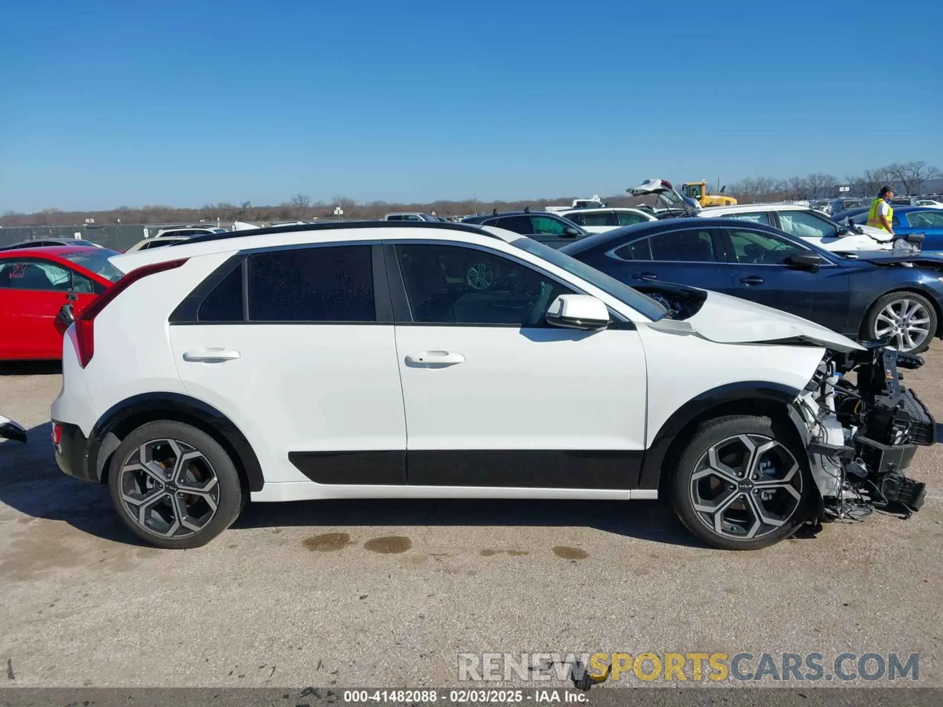 13 Photograph of a damaged car KNDCR3LE0R5146510 KIA NIRO 2024