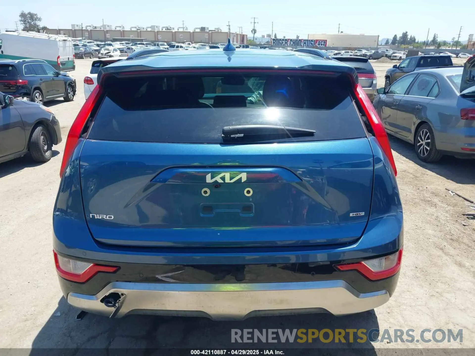 16 Photograph of a damaged car KNDCR3LE0R5192936 KIA NIRO 2024